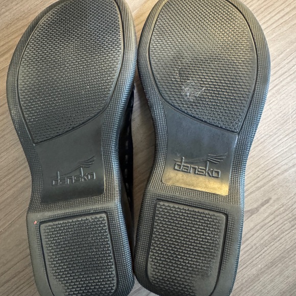 Dansko Black Leather Open Strap Clogs Size EU 41 (US ~9.5) - Picture 3 of 4